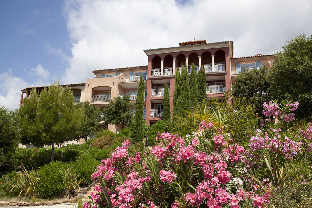 Residence Pierre & Vacances Premium Les Calanques Des Issambres เลอิสซ็องเบรอ ภายนอก รูปภาพ