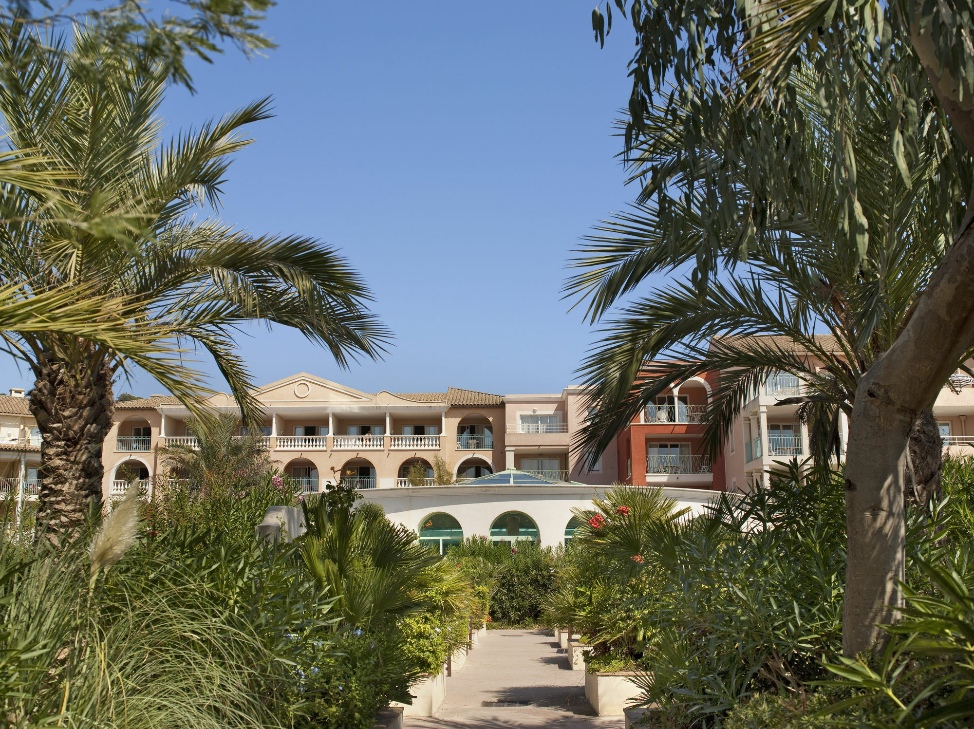 Residence Pierre & Vacances Premium Les Calanques Des Issambres เลอิสซ็องเบรอ ภายนอก รูปภาพ